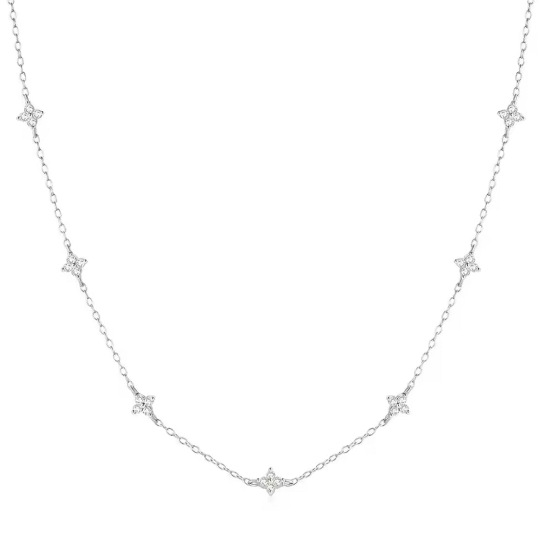 Dainty Flower Necklace - Silver