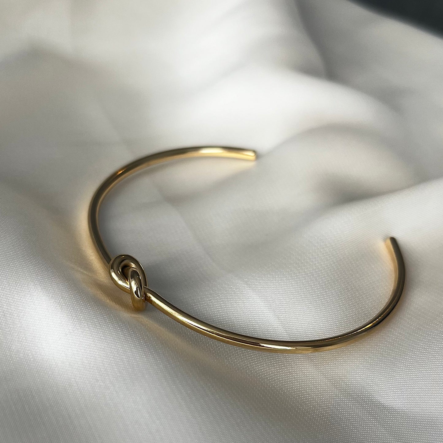 Gold Knot Bangle